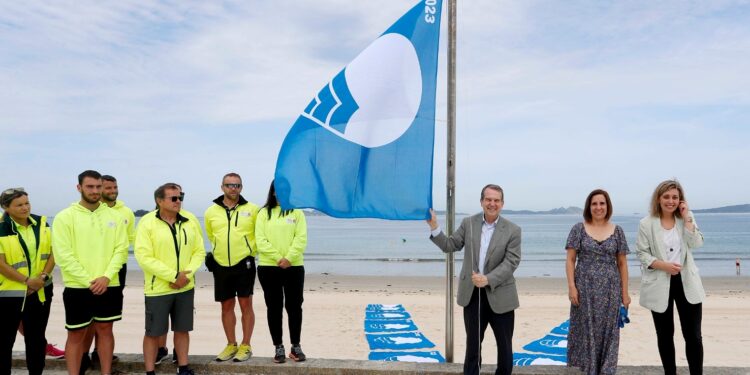 Vitrasa iniciará su servicio especial de playas el 22 de junio: nueve líneas llegarán a los arenales de Vigo