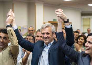 El camino de Luis López para presidir la Deputación de Pontevedra se despeja con una cascada de renuncias