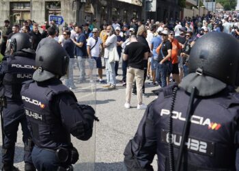 Cuatro agentes y al menos un sindicalista resultan heridos en las protestas del metal en Vigo