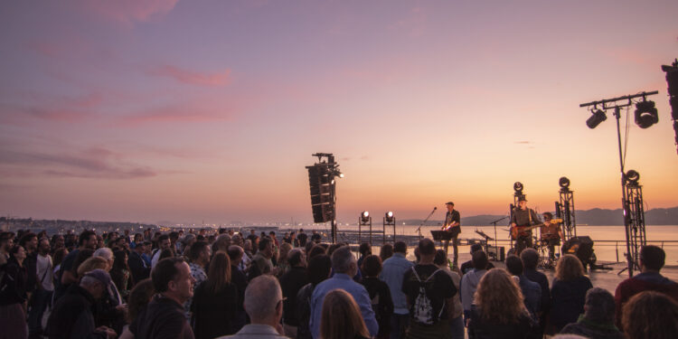 Curtis Harding, un dos artistas estrela do Festival TerraCeo, esgota todas as entradas