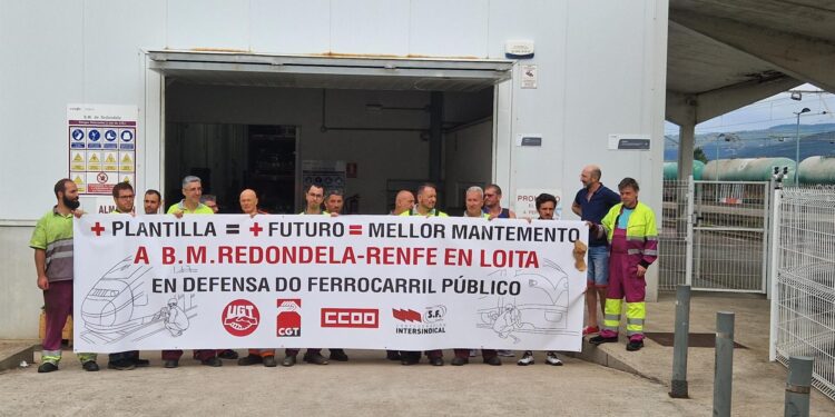 Trabajadores de Renfe protestan en Redondela por la “falta de personal” en las instalaciones de mantenimiento