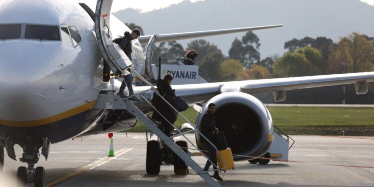 El aeropuerto de Vigo rozó los 100.000 pasajeros en mayo, un 30,6% más que en 2022