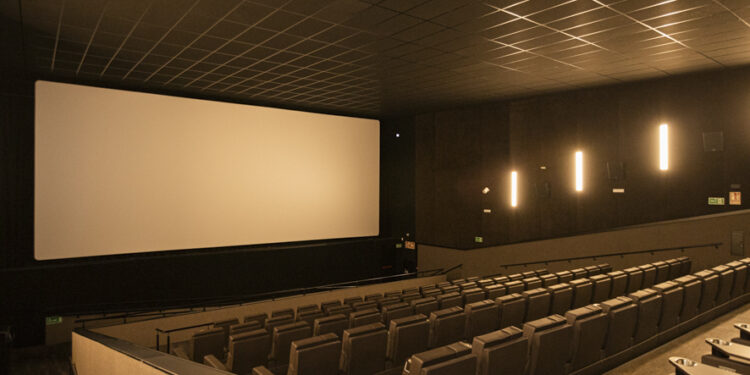 Cuatro cines de Vigo se unen a la bajada de las entradas para mayores de 65 años: 2 euros desde el 11 de julio