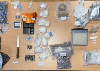 Detenidos un padre y su hijo por vender droga en el local de hostelería que regentan en Vigo