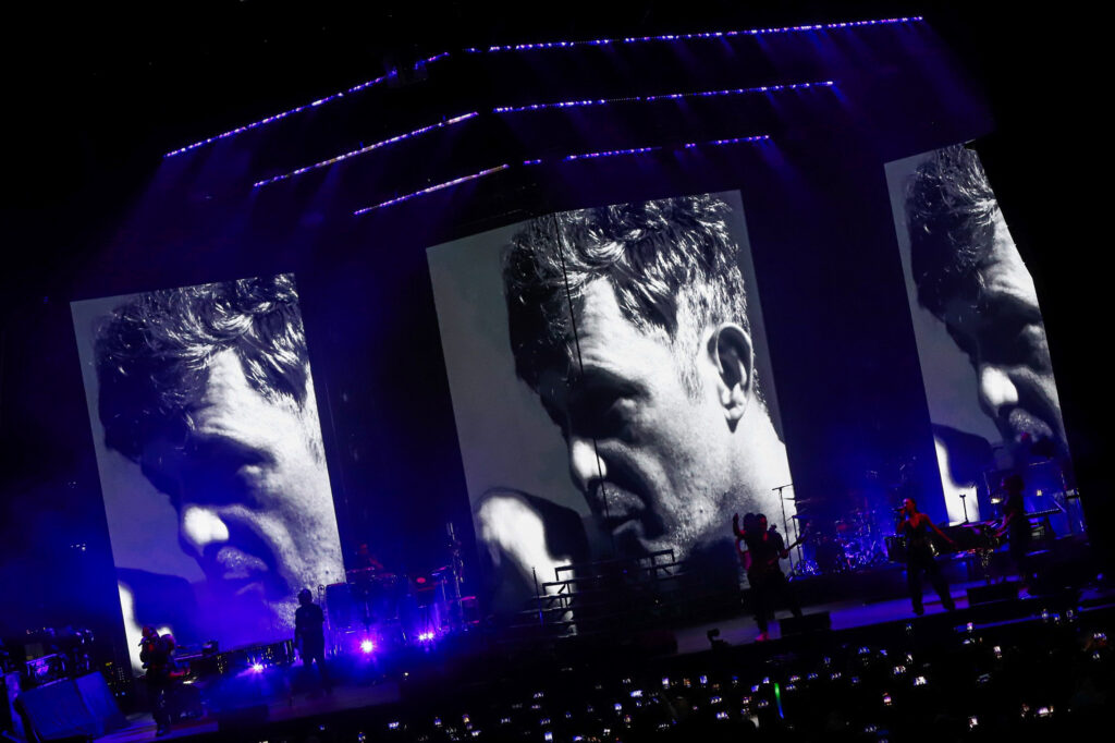 Alejandro Sanz deslumbró a los asistentes en el Auditorio de Castrelos