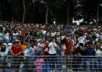 Alejandro Sanz cautiva al Auditorio de Castrelos