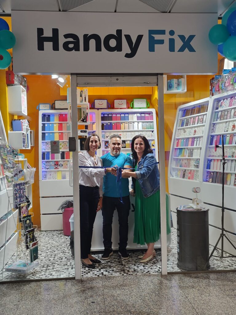 La ola de apertura de locales no cesa en Camelias: llega Handy Fix 