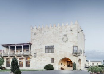 La comunidad de viajeros de Lonely Planet elige el Parador de Baiona como el más bonito de España