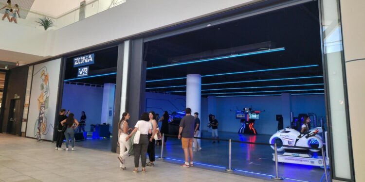Vialia Vigo abre un local de realidad virtual mientras celebra un aumento del 32% en su cifra de visitantes