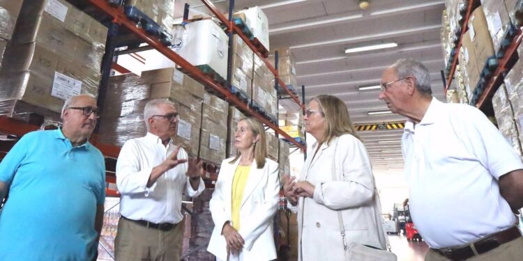 El PP denuncia en Vigo que los socialistas no quieren que se hable «de la economía real» de las familias