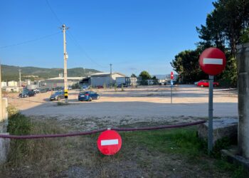 Muere un niño en O Porriño tras estar en el interior de un coche al sol durante horas