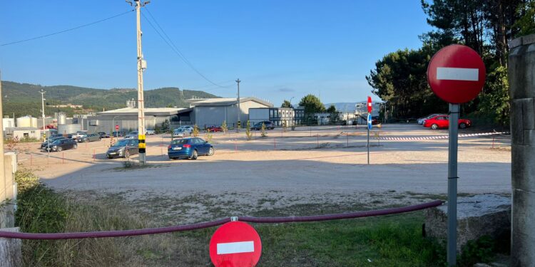 Muere un niño en O Porriño tras estar en el interior de un coche al sol durante horas