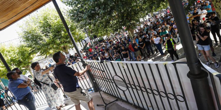 Los sindicatos del metal anulan los paros para negociar, pero harán una huelga indefinida si no hay acuerdo