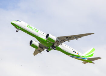 Nueva oferta de Binter para volar entre Vigo y Canarias: desde 99 euros por trayecto en otoño