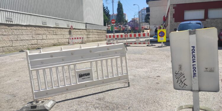 Detenida una menor en las fiestas de Coia por agredir a personal de una ambulancia y a un agente