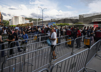El patrocinio de Guns N’ Roses, más cerca de los tribunales: Vigo rechaza los recursos de la promotora