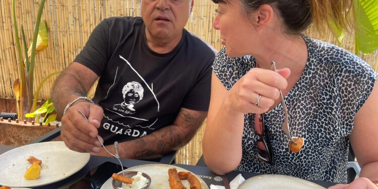 La fiesta de Orpagu triunfa en A Guarda: el pez espada reina en tierra y el “Piueiro” en el mar