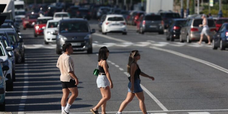 Las temperaturas suben un peldaño en Vigo pero la ciudad seguirá al margen del calor asfixiante