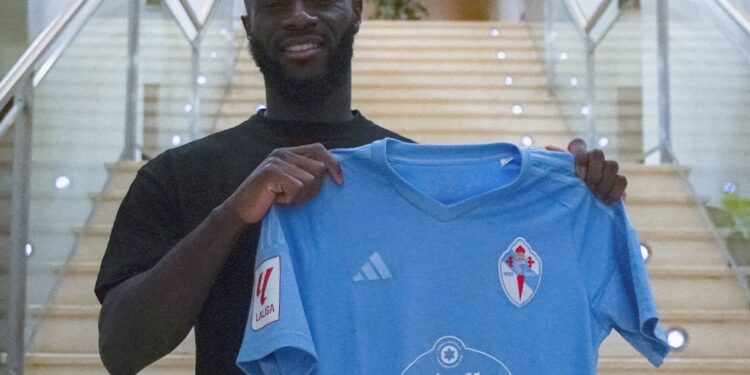 El Celta anuncia el fichaje del extremo zurdo Jonathan Bamba, que firma hasta 2026