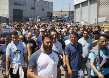 Empresarios y sindicatos del metal se reúnen por decimotercera vez este miércoles para pactar un convenio