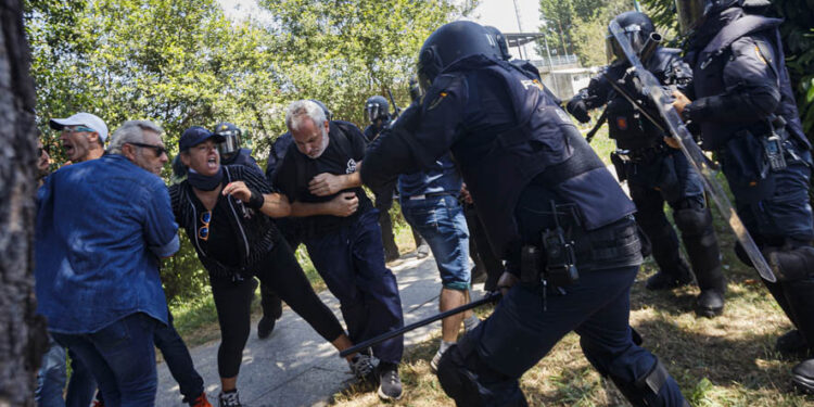 Amnistía Internacional pide investigar el posible “uso excesivo” de la fuerza en la huelga del metal de Vigo