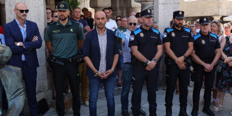 La Guardia Civil entrega las diligencias por la muerte del niño de O Porriño tras declarar los padres