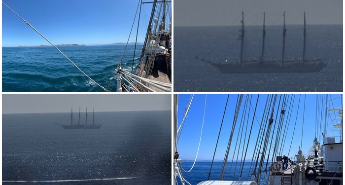 Así reciben los delfines al ‘Juan Sebastián Elcano’ en las Cíes