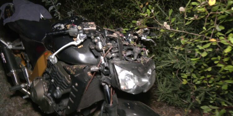 Muere un joven motorista, cuarto en el área de Vigo en un mes, al chocar con un poste