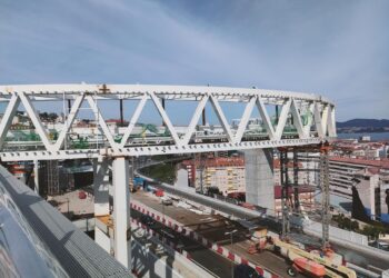 El PP de Vigo pone la obra del ascensor Halo como ejemplo de la “mala gestión” de Caballero