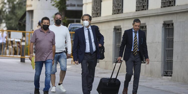 La recreación del naufragio del ‘Pitanxo’ no coincide con la versión del capitán de parada de motor