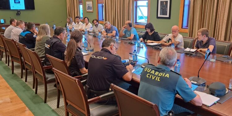 Zona de exclusión marítima, 14 cámaras y restricciones de acceso al muelle en el concierto de Duki en Vigo