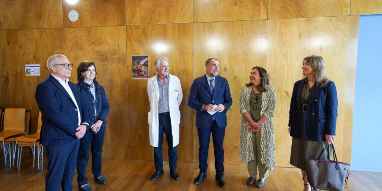 Catorce centros de salud, entre ellos Teis y Coia, tendrán energías renovables