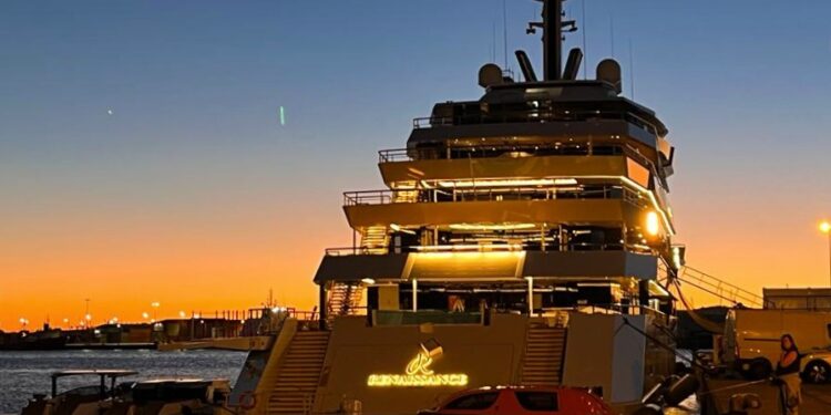 El esplendor del «Renaissance» brilla en Beiramar durante los últimos retoques
