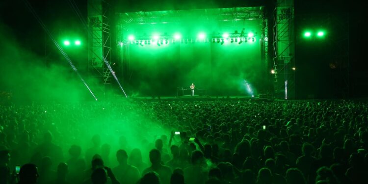 David Guetta convierte Castrelos en su pista de baile