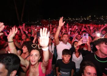 David Guetta convierte Castrelos en su pista de baile