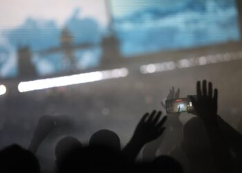 David Guetta convierte Castrelos en su pista de baile