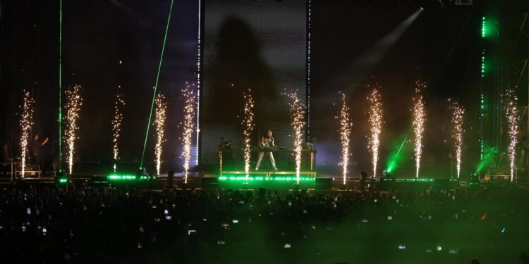 David Guetta convierte Castrelos en su pista de baile