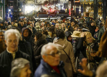 Vigo crea un comité especial para “hacer crecer” la Navidad “minimizando sus efectos colaterales”