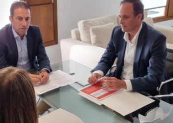 Puerto de Vigo y Xunta destacan el «buen hacer» del sector pesquero y apuntan a la sostenibilidad