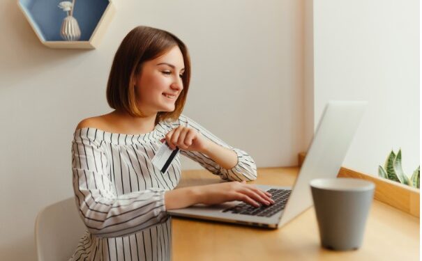 Cuándo pedir un préstamo online: Guía informacional