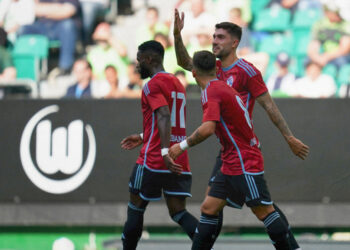 Benítez hace fuerte al Celta a una semana del estreno