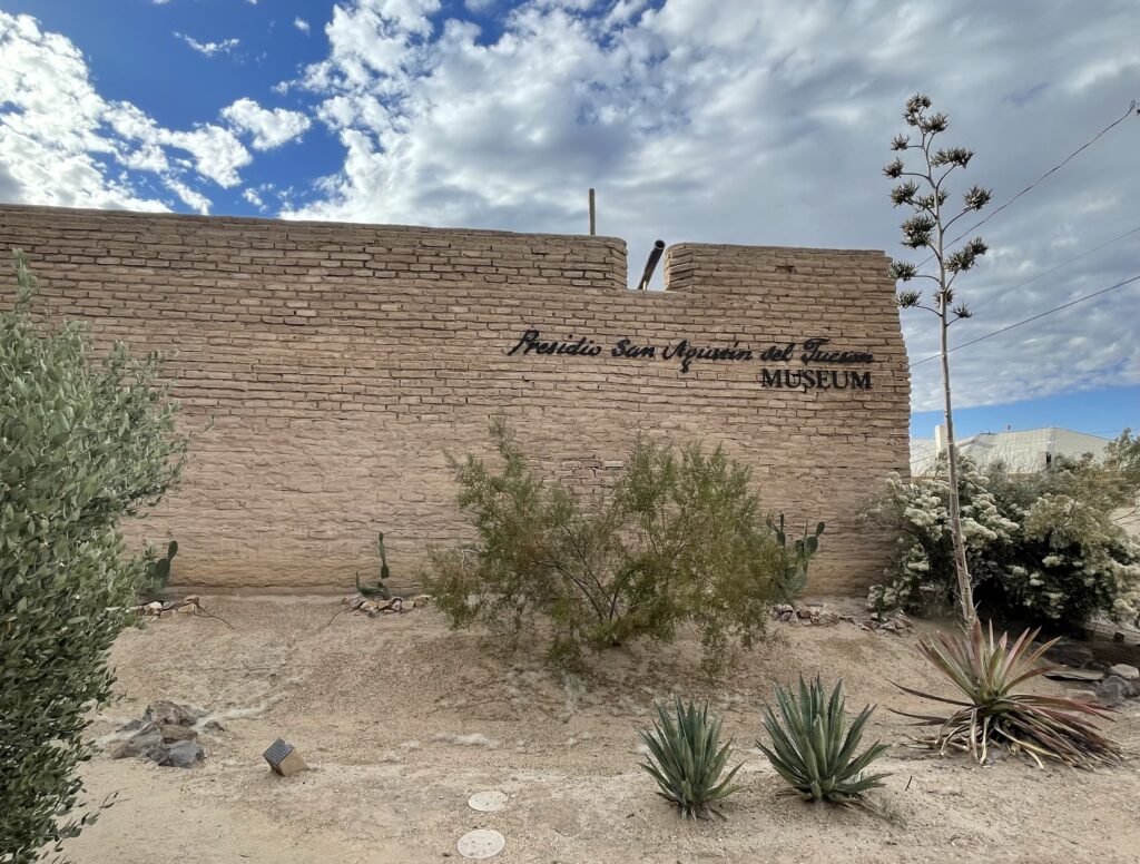 Imagen del Museo del Presidio de San Agustín de Tucsón, por Richard N. Horne