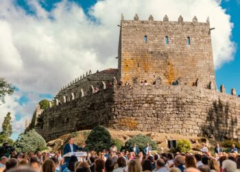 La ‘reconquista’ del castillo de Soutomaior y una boda, los otros protagonistas del inicio de curso político del PP