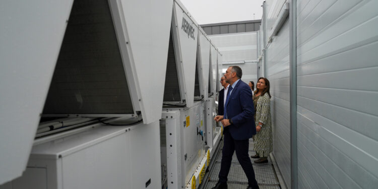 El Hospital do Meixoeiro completa su nueva climatización con una inversión de 3,7 millones