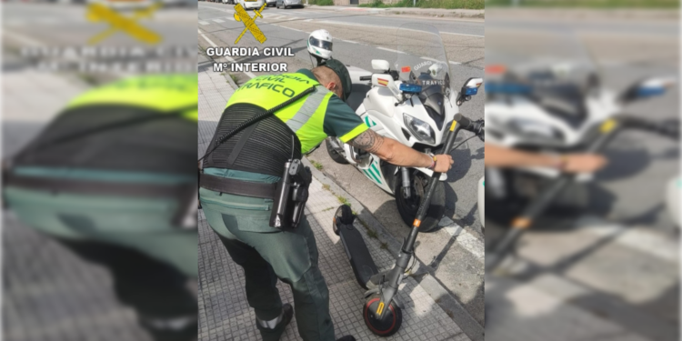 Sancionado con 1.200 euros en Vigo el conductor de un patinete que dio positivo en drogas en una vía interurbana