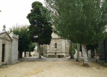 Desahucios con ultimátum en el mayor cementerio de Vigo: un mes para vaciar 169 tumbas
