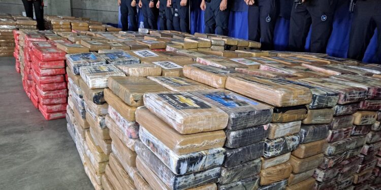 El mayor alijo de cocaína jamás incautado en España,  localizado en Algeciras, tiene nexos con Vigo