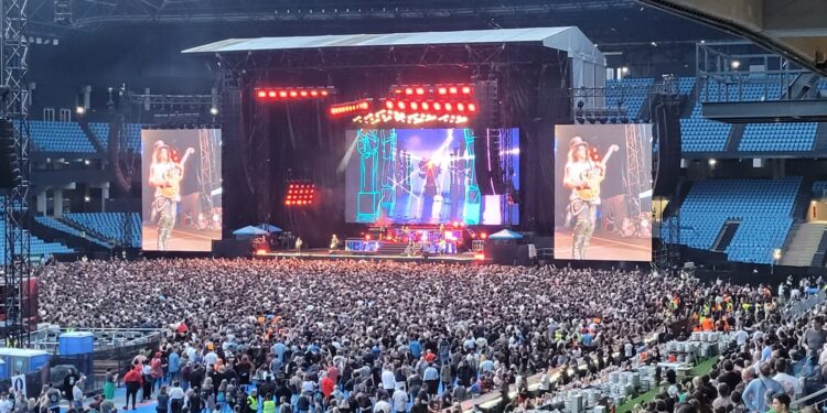 Vigo tumba otro intento de la promotora de Guns N’ Roses de cobrar casi 2 millones por el concierto