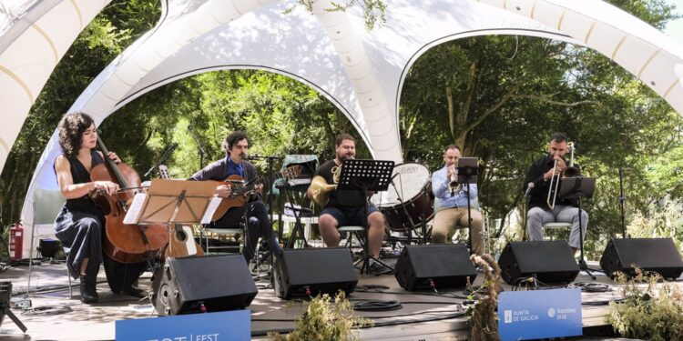 El Monasterio de Oia acogerá un concierto de música instrumental en el festival Sinsal