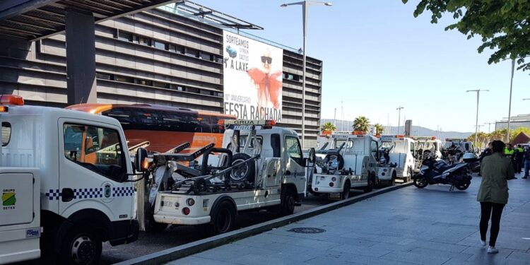 La grúa de Vigo sube su tarifa hasta los 145 euros e incorpora una tasa para bicis y patinetes eléctricos